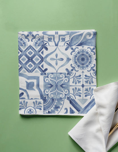 Mediterranean Blue Tile-Inspired Table Linen Set for 4